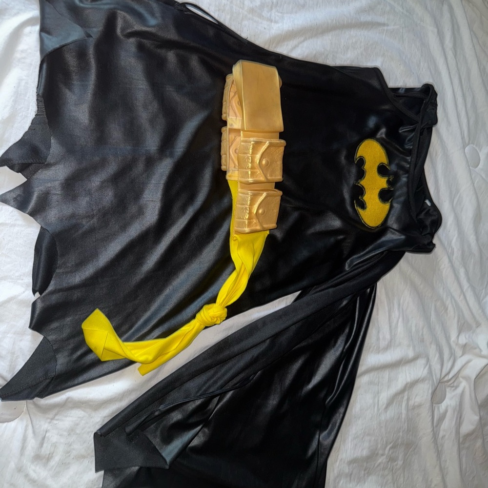 Kids Superhero Costume with Cape - Black and Yellow